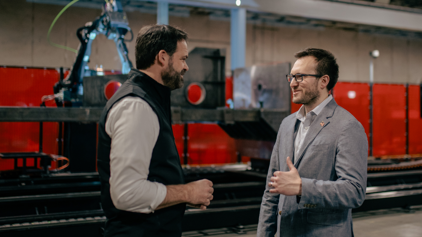 Eric Chewning of HII and Andy Lonsberry of Path Robotics at MOU signing ceremony